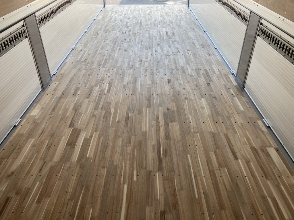 床後方の状態です。|日野 プロフィア 2DG-FW1AHCの写真19