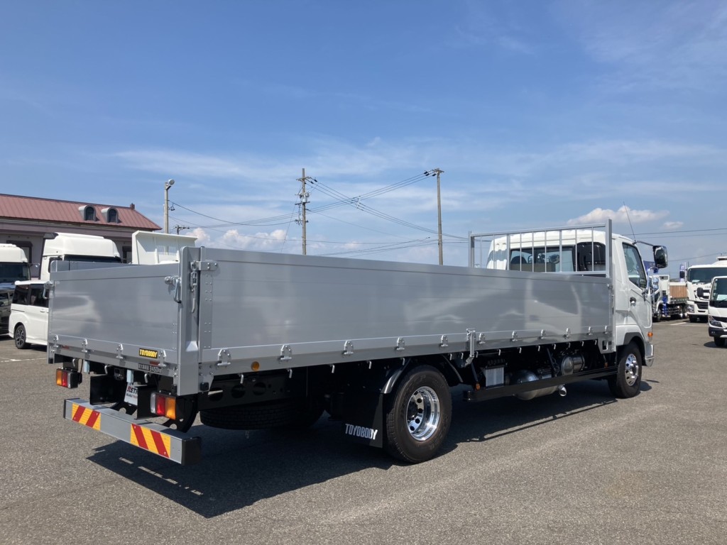 三菱 ファイター 2KG-FK65F(2WD)の写真4