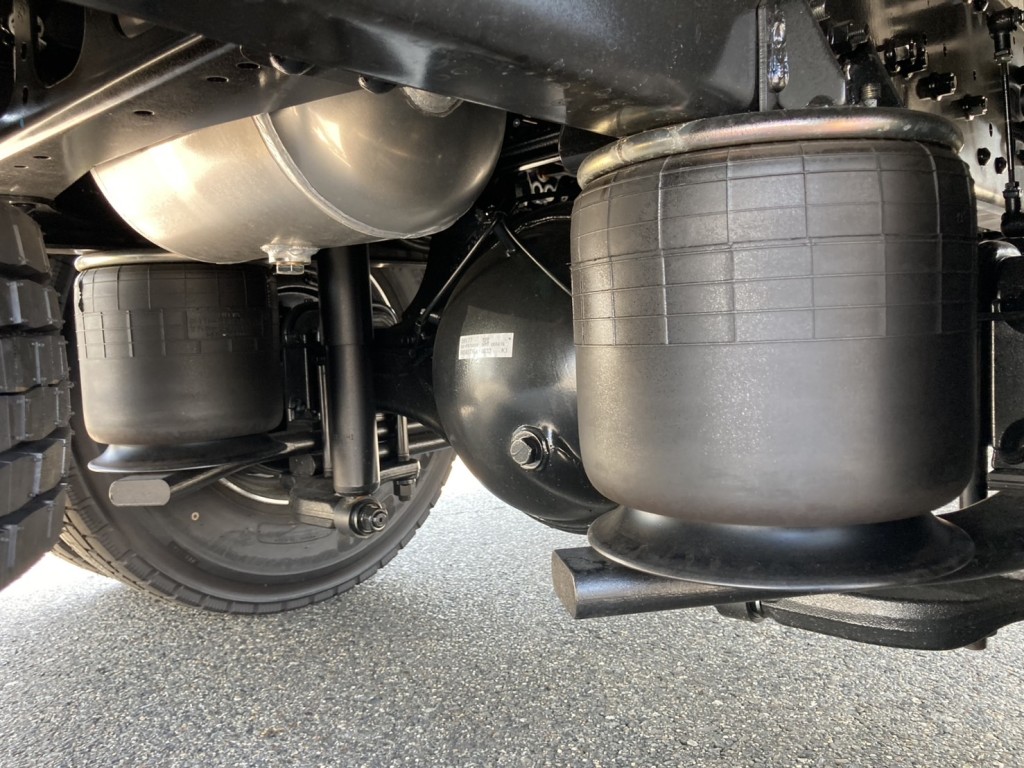 エアサスの状態です。|三菱 ファイター 2KG-FK65F(2WD)の写真7