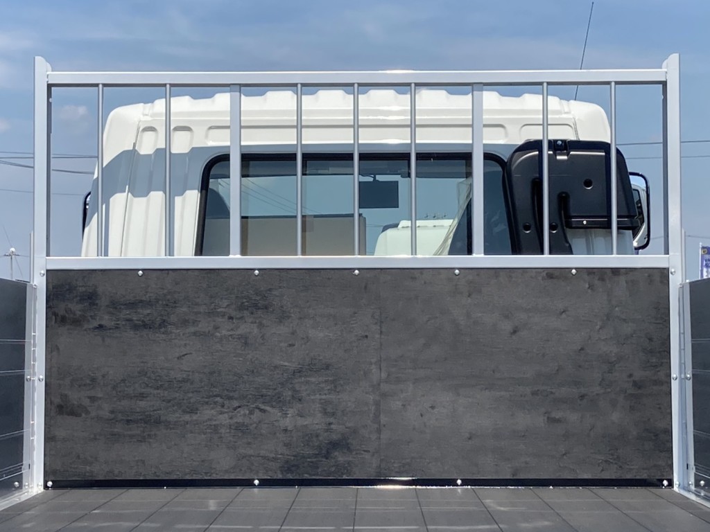 鳥居の状態です。|三菱 ファイター 2KG-FK65F(2WD)の写真17