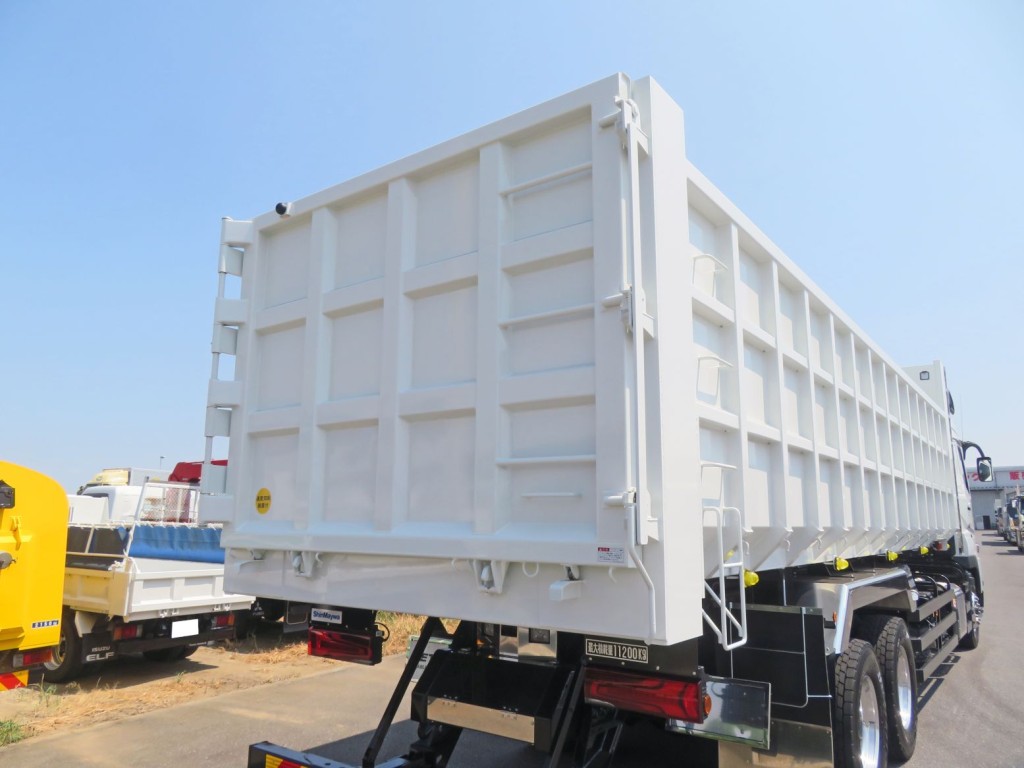 リア扉のロックの状態です。|三菱 スーパーグレート 2PG-FV80VZの写真18