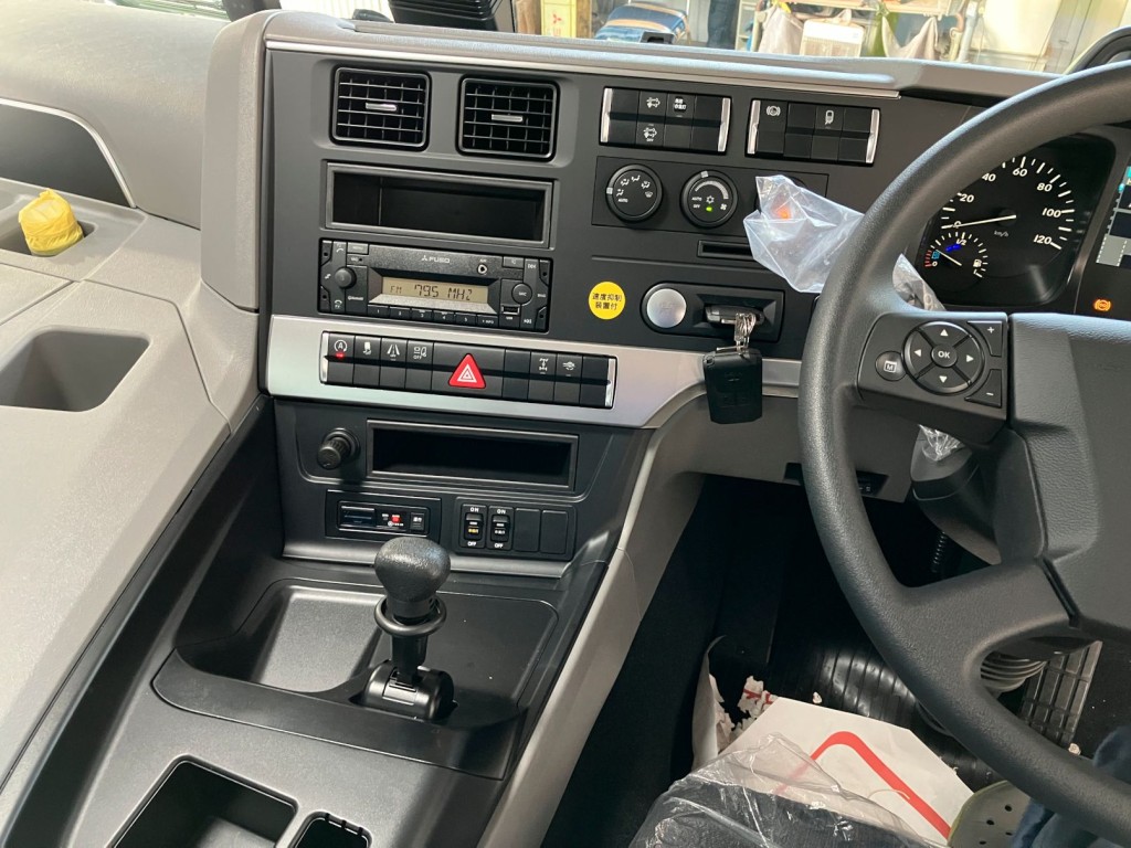 パネル周りの状態です。|三菱 スーパーグレート 2PG-FS74HZの写真19