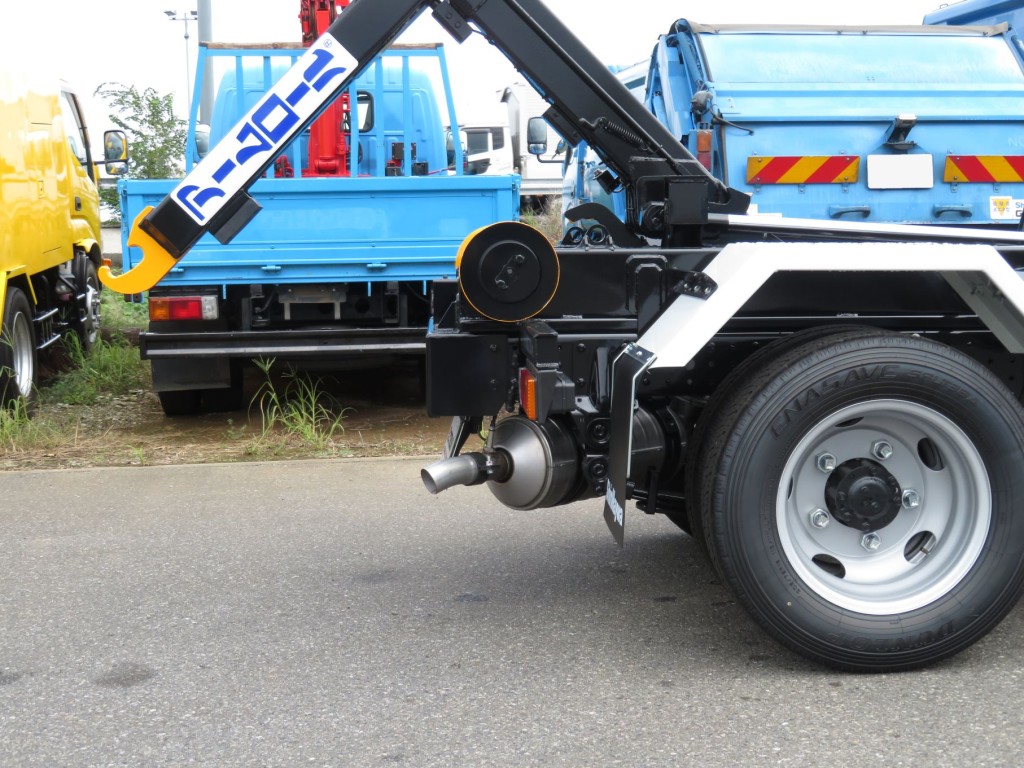 リアジャッキレス仕様です。|三菱 キャンター 2RG-FBAV0(2WD)の写真9