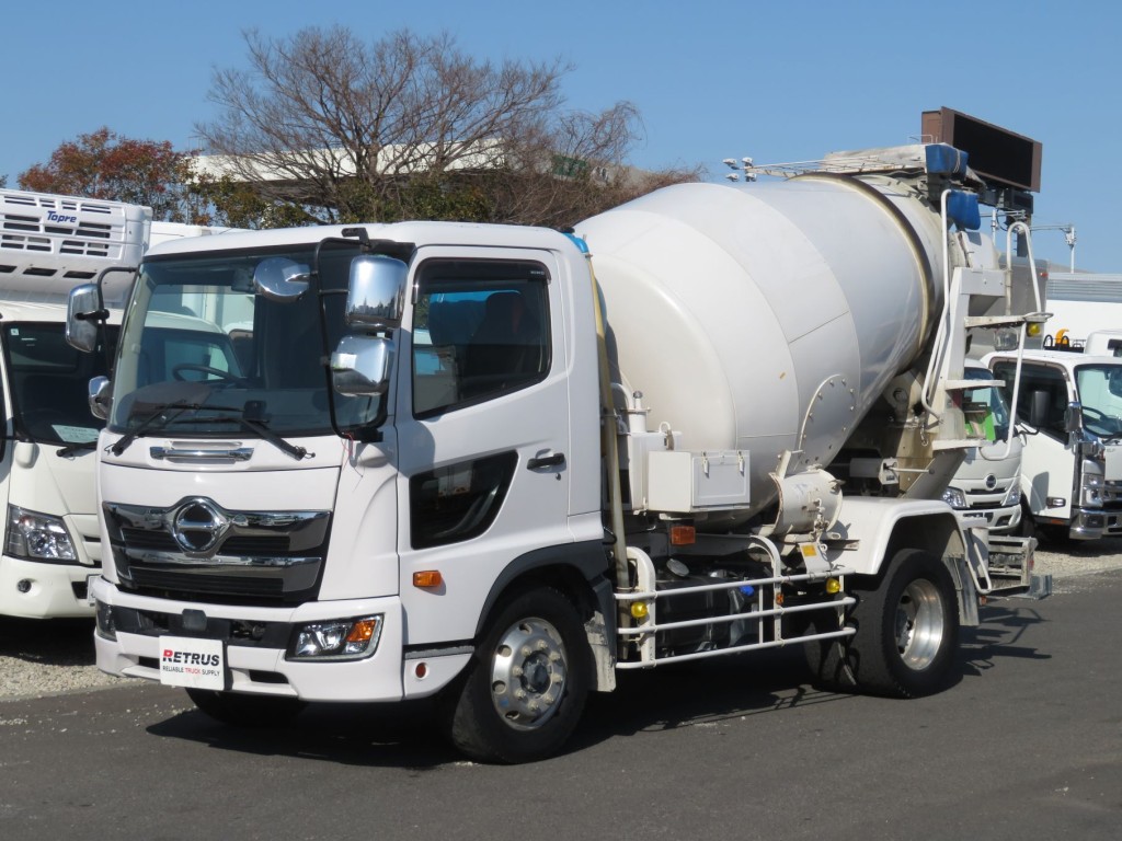 日野 レンジャー 2KG-FJ2ABAの写真1