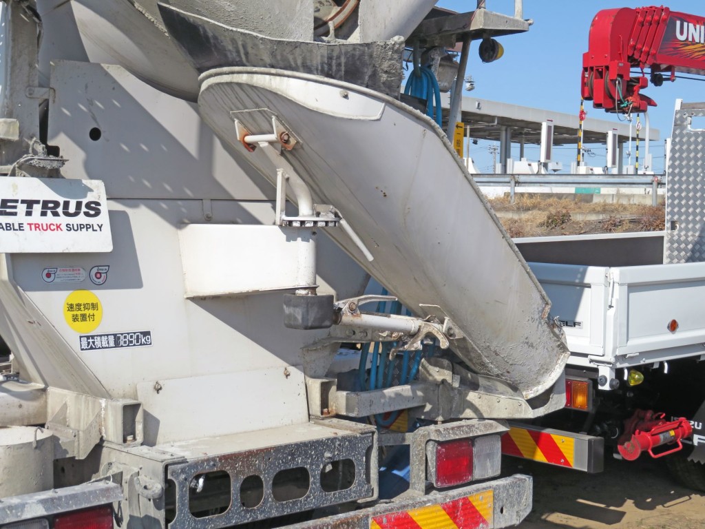 シューターは手動式です。|日野 レンジャー 2KG-FJ2ABAの写真10