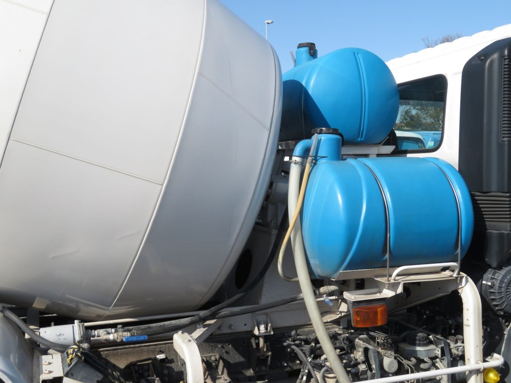 水タンクの状態です。|日野 レンジャー 2KG-FJ2ABAの写真16