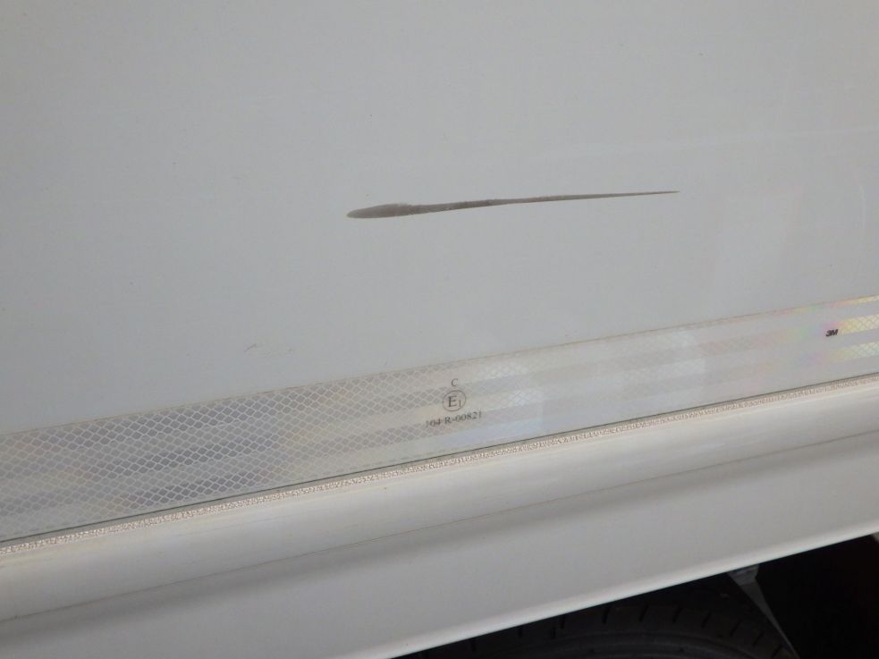 ボディーの助手席側にスレがあります。|日野 レンジャー 2KG-FC2ABG(2WD)の写真38