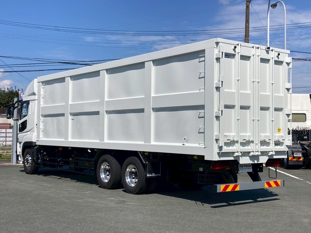 ホイールはアルミ製です。|三菱 スーパーグレート 2PG-FV84VZの写真3