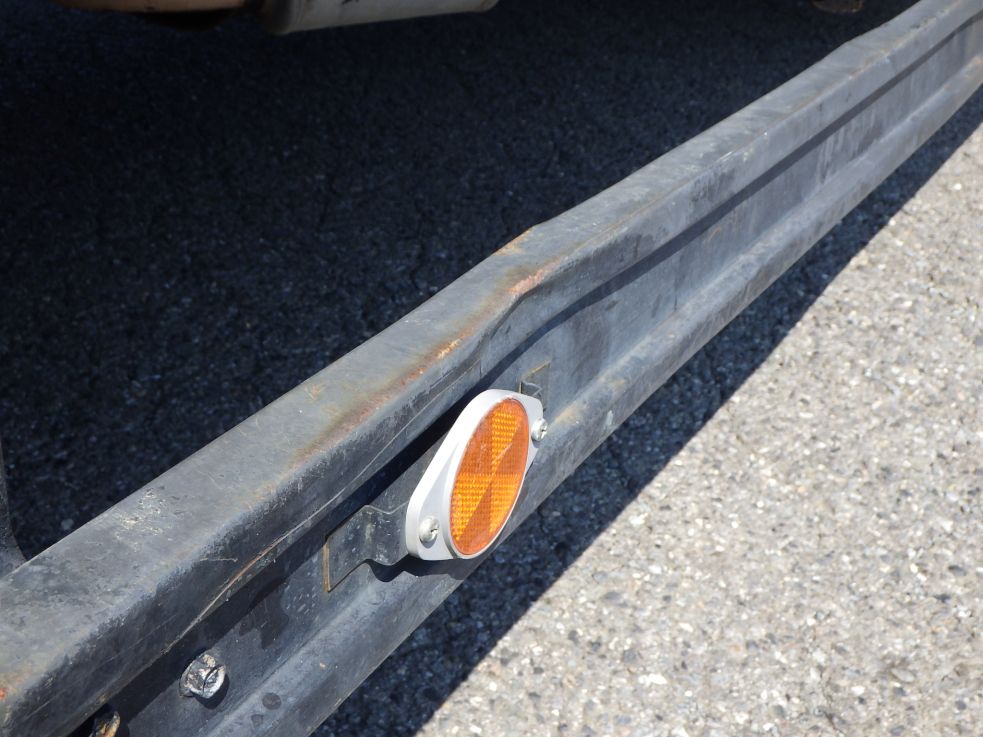 左右のサイドレールにキズ・サビ・曲がりがあります。|いすゞ フォワード PKG-FRR90S1(2WD)の写真39