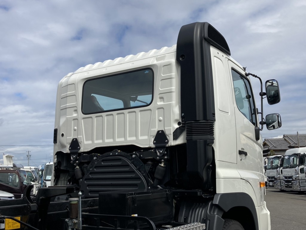 キャブバックの状態です。|日野 プロフィア 2DG-FS1AGEの写真23