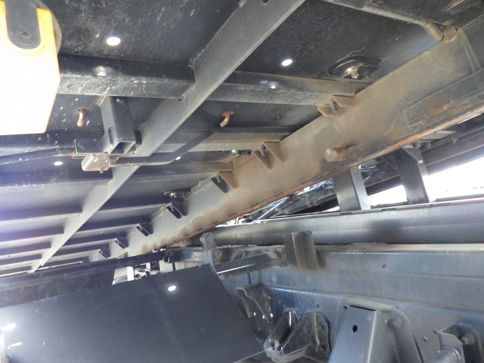 シャーシとネタの状態です。|日野 デュトロ 2KG-XZU722M(2WD)の写真7