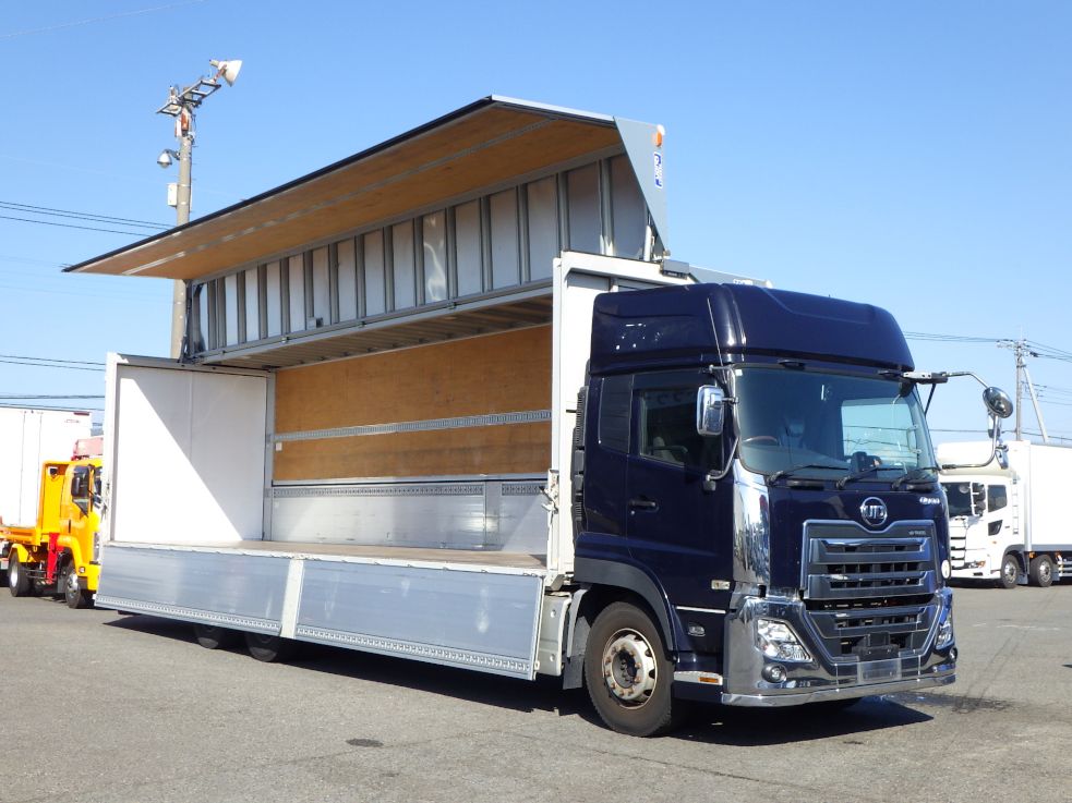 UDトラックス クオン 2PG-CD5CAの写真2