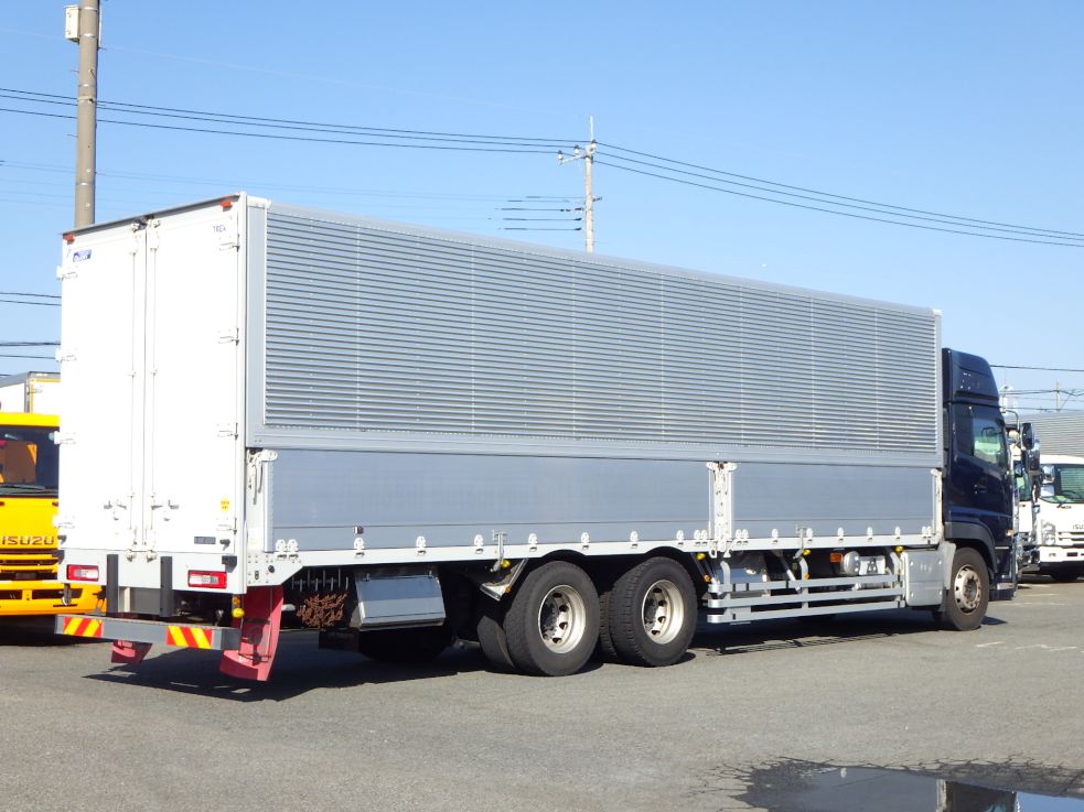 UDトラックス クオン 2PG-CD5CAの写真4