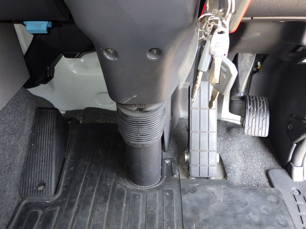 2ペダルです。|UDトラックス クオン 2PG-CD5CAの写真18