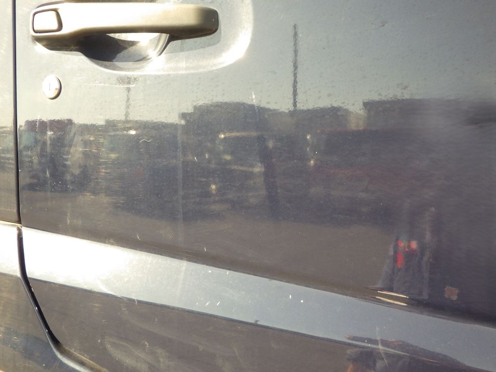 運転席側ドア・クウォーターパネルにキズがあります。|UDトラックス クオン 2PG-CD5CAの写真23