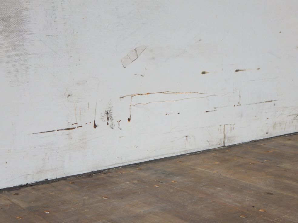 プロテクター裏側にキズ・サビ・ヘコミがあります。|UDトラックス クオン 2PG-CD5CAの写真30