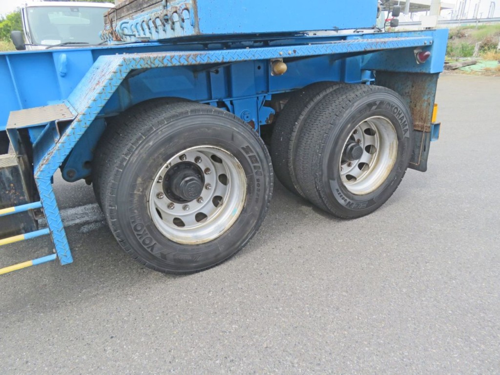 2軸です。（アルミホイールです）|トレクス  PTB211AFの写真20