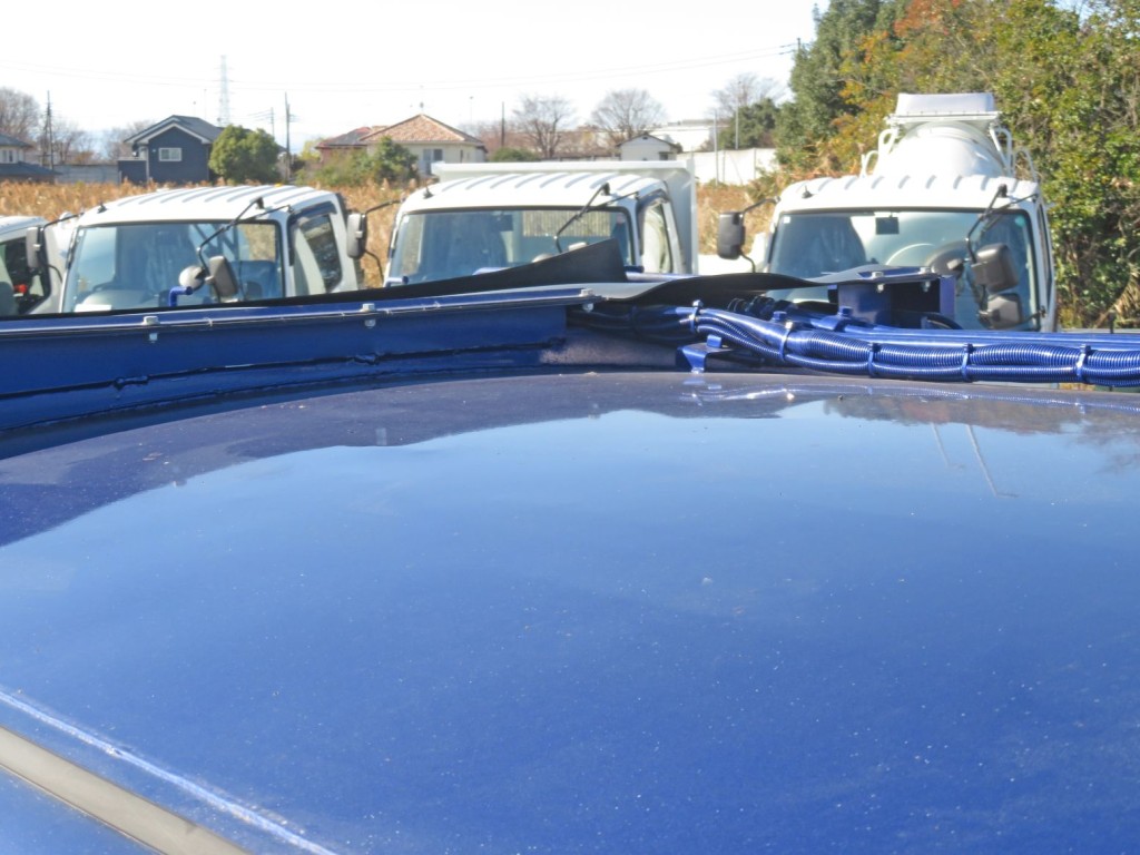 タンク上部に少しヘコミがあります。|日野 デュトロ 2RG-XZU640M(2WD)の写真33