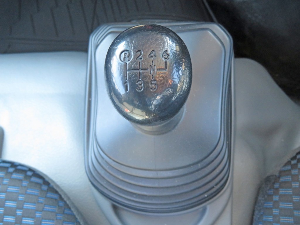 日野 デュトロ 2RG-XZU640M(2WD)の写真47