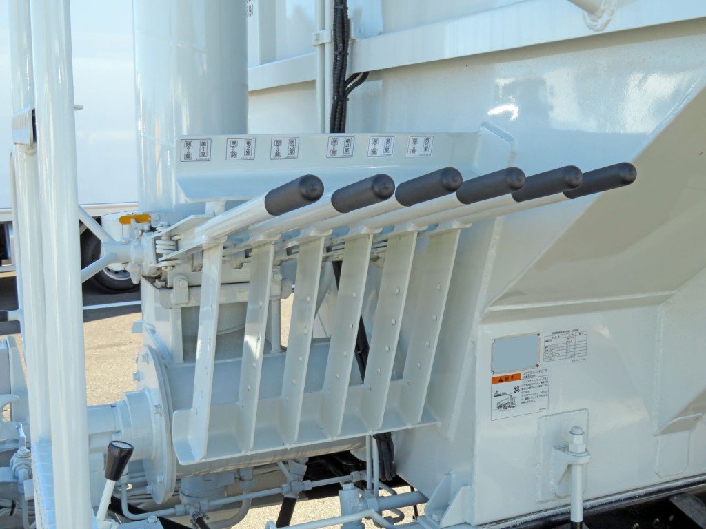 上物の操作レバーです。|三菱 スーパーグレート 2PG-FV80HZの写真19