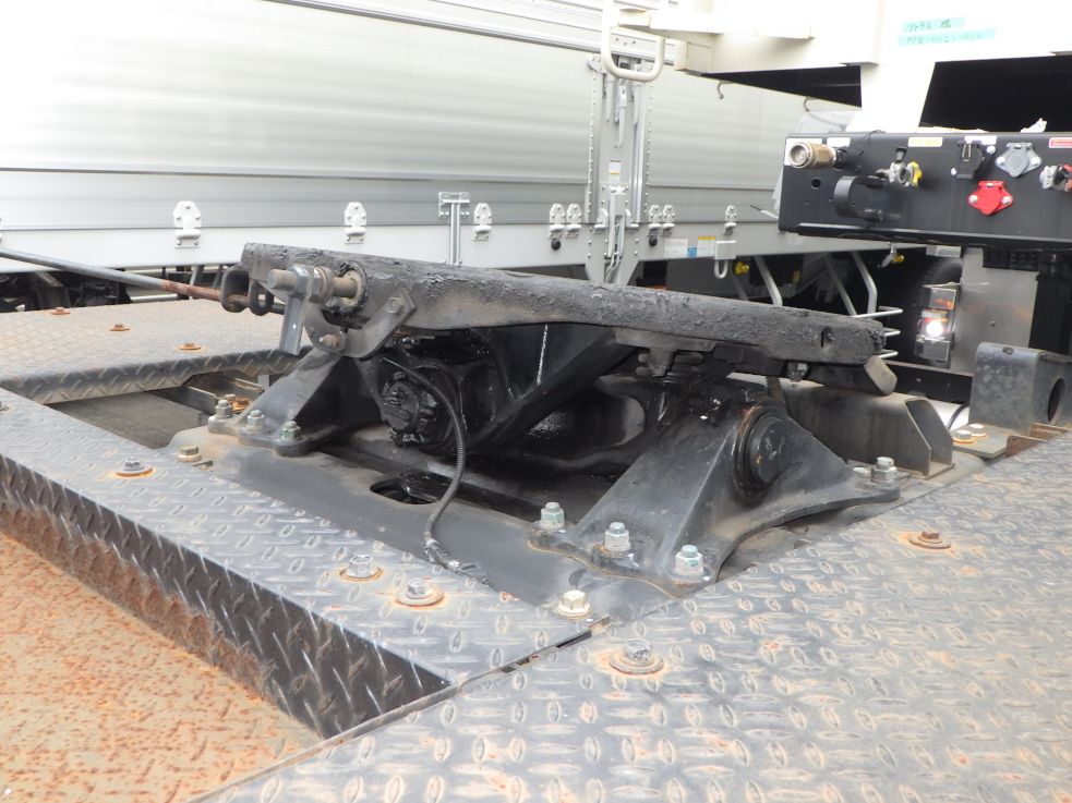 ダブルカプラです。|日野 プロフィア QDG-SS1EKDAの写真11