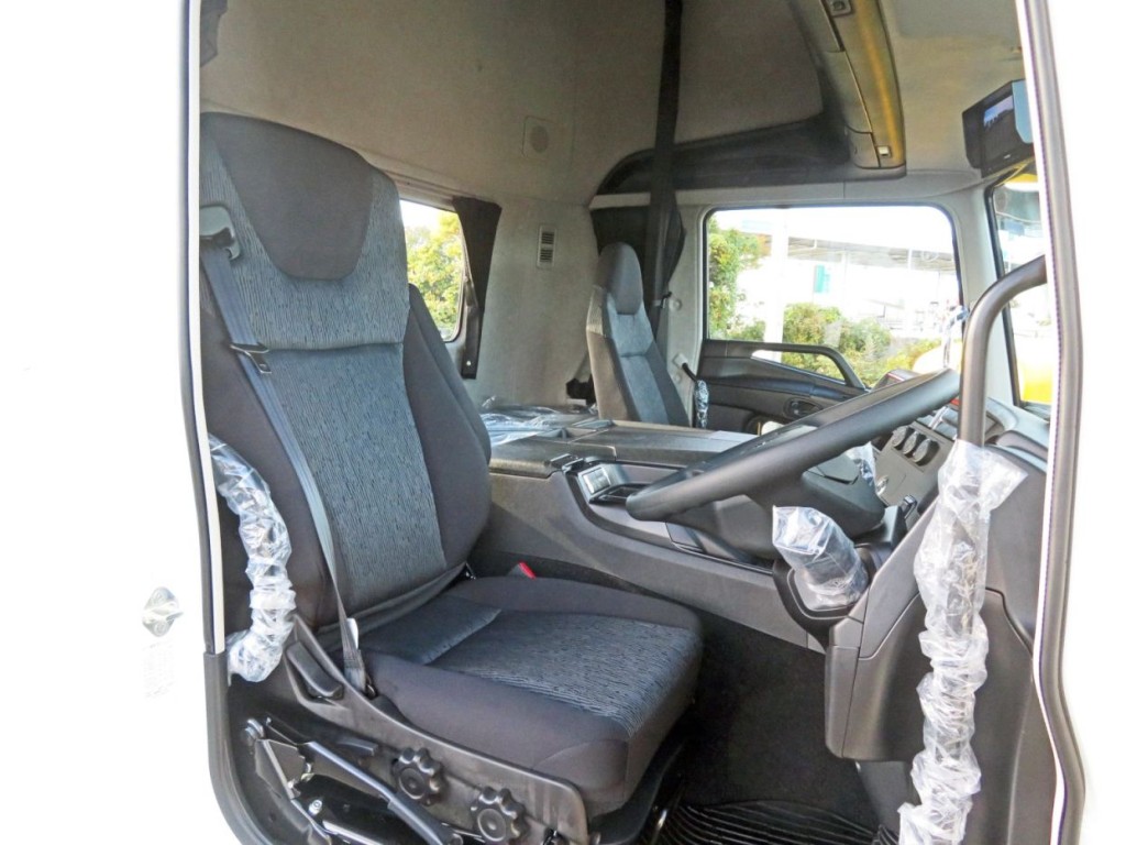 ハイルーフキャビンです。|三菱 スーパーグレート 2RG-FP84VDRの写真6