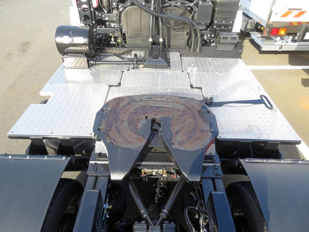 踊り場の状態です。|三菱 スーパーグレート 2RG-FP84VDRの写真9