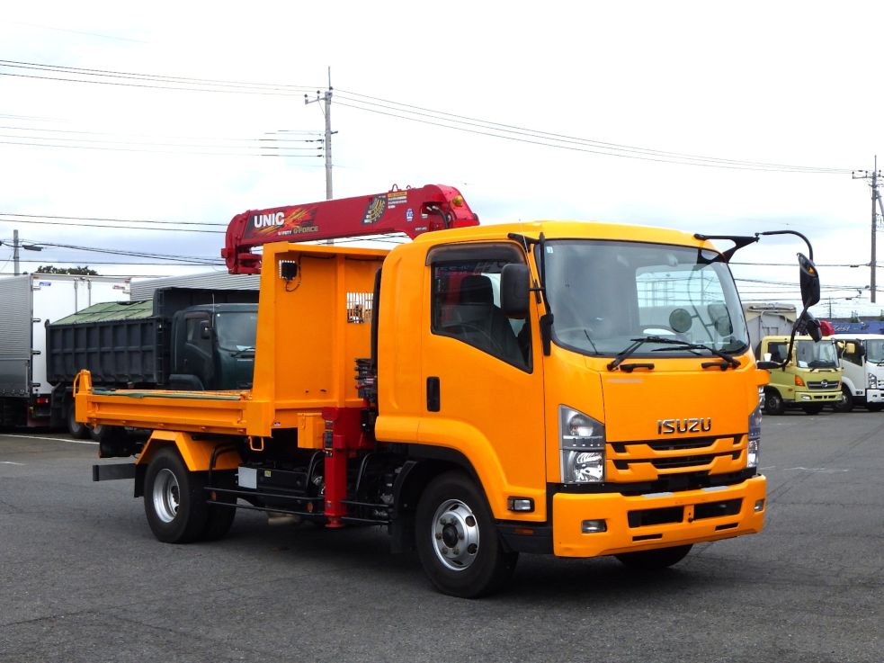 いすゞ フォワード 2RG-FRR90S2(2WD)の写真3