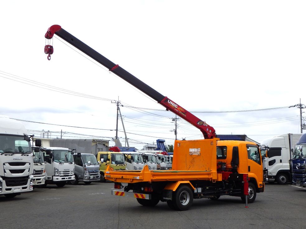 いすゞ フォワード 2RG-FRR90S2(2WD)の写真6