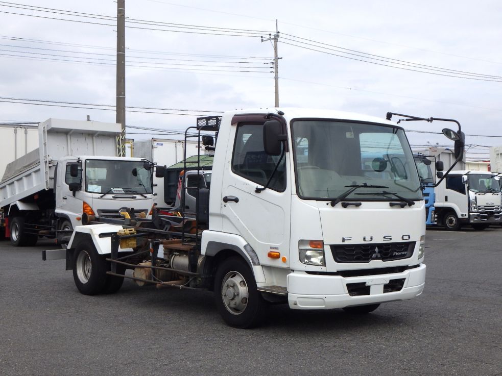 三菱 ファイター TKG-FK71F(2WD)の写真2