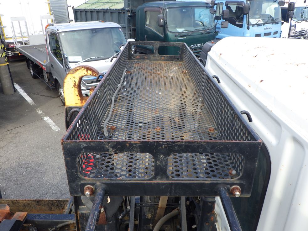 デッキの状態です。|三菱 ファイター TKG-FK71F(2WD)の写真11