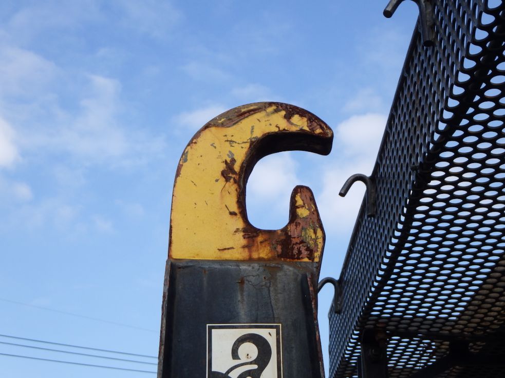 フックにキズ・サビがあります。|三菱 ファイター TKG-FK71F(2WD)の写真31