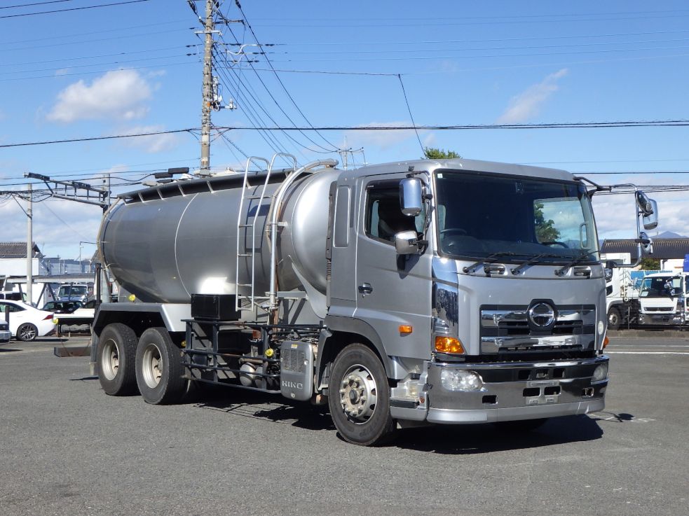 日野 プロフィア QKG-FR1APBAの写真2