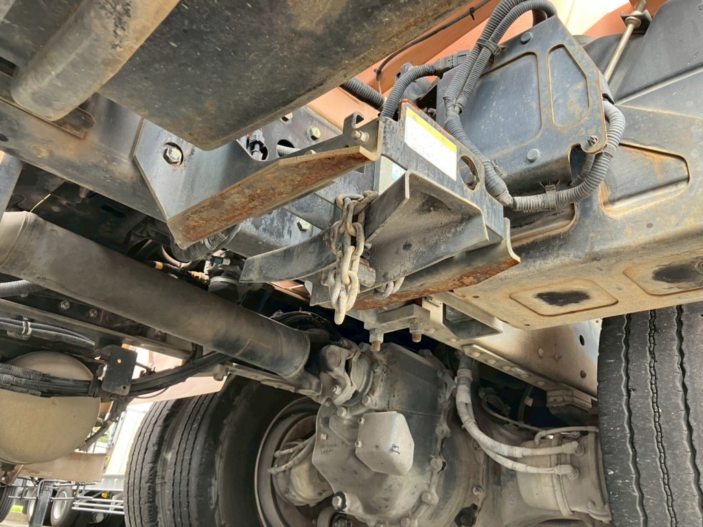 スペアタイヤ欠品です。(キャリア付きです)|日野 プロフィア QKG-FS1AKAAの写真83