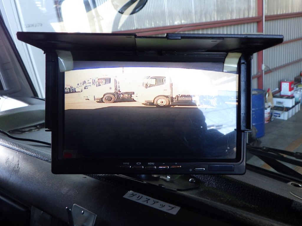 バックモニター付きです。|日野 プロフィア QKG-FS1EKDAの写真17