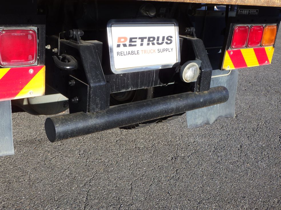 リヤバンパーは車検不可です。|日野 プロフィア QKG-FS1EKDAの写真46