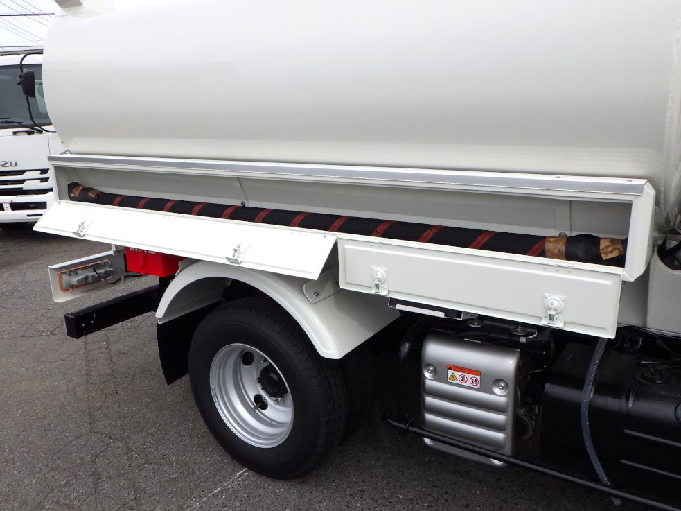 両サイドの物入れの状態です。|日野 デュトロ 2KG-XZU600E(2WD)の写真20