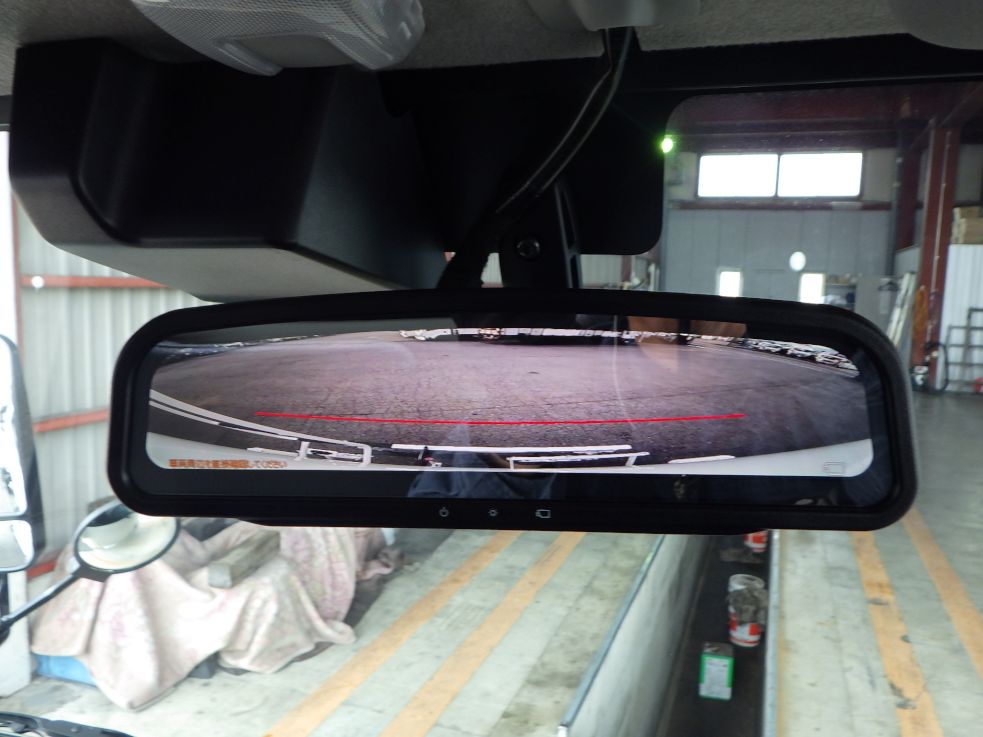 ミラー一体型バックモニター付きです。|日野 デュトロ 2KG-XZU600E(2WD)の写真24