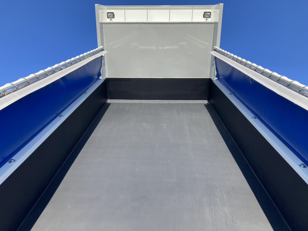 いすゞ ギガ 2RG-CXZ77DTの写真12