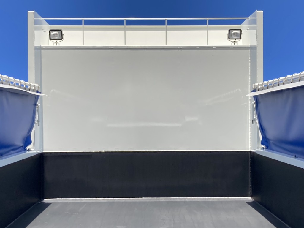 いすゞ ギガ 2RG-CXZ77DTの写真13