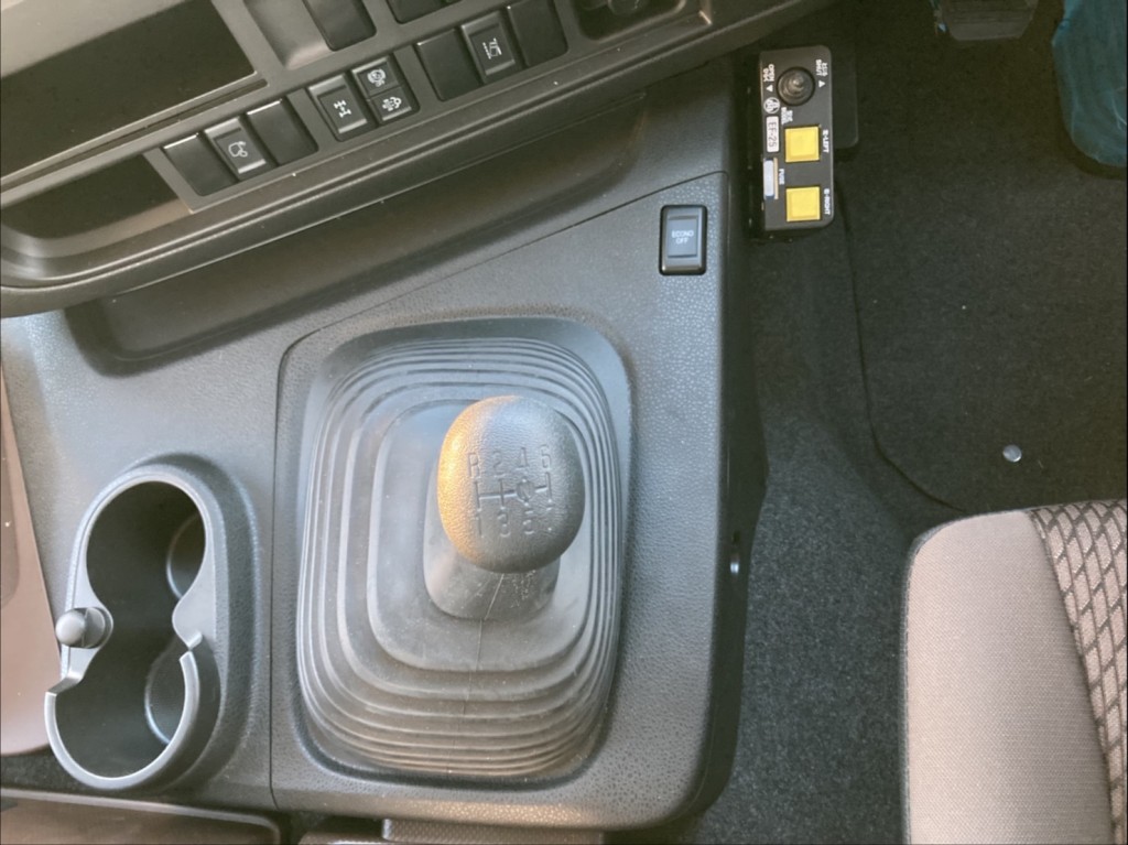 いすゞ ギガ 2RG-CXZ77DTの写真30