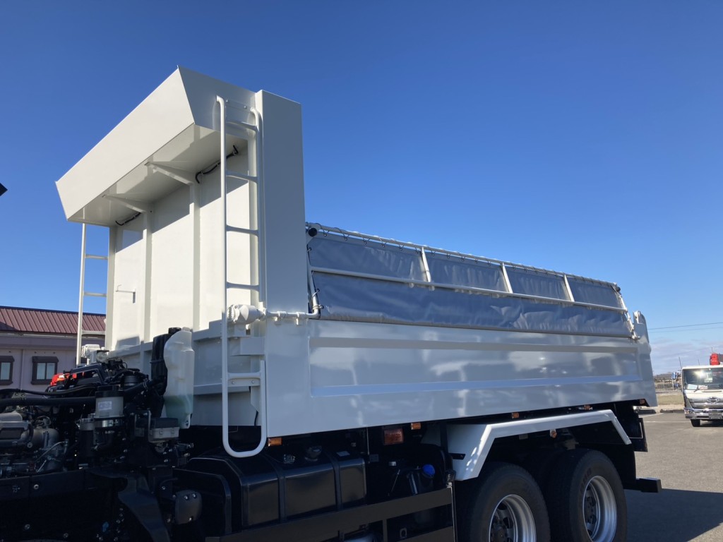 いすゞ ギガ 2RG-CXZ77DTの写真34