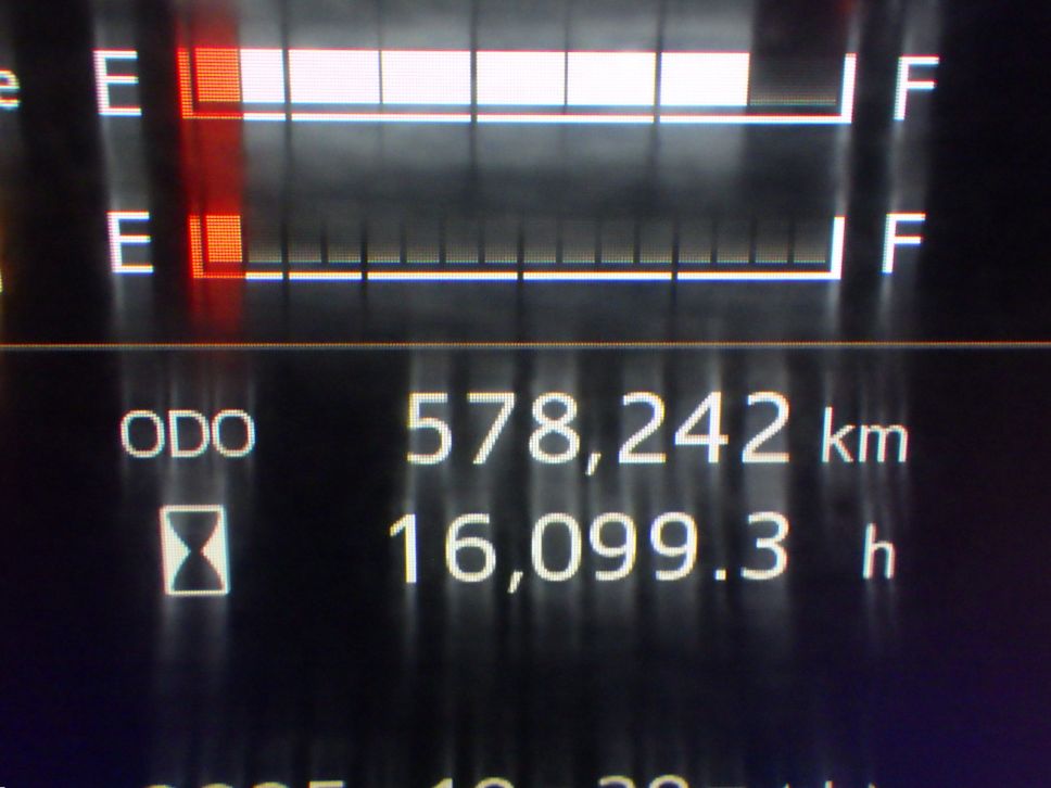 日野 プロフィア 2DG-FW1AHGの写真18