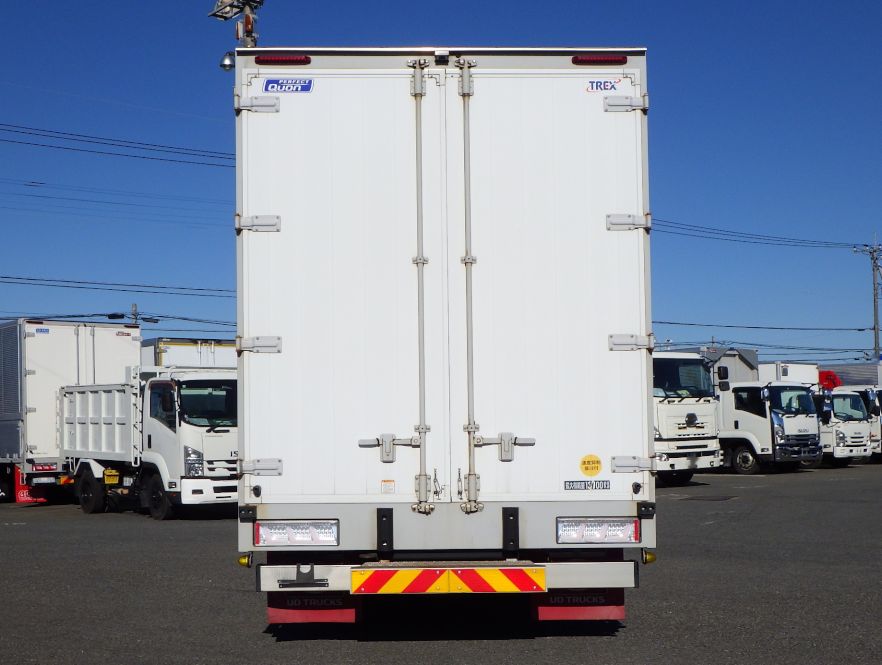 UDトラックス クオン 2PG-CG5CAの写真8