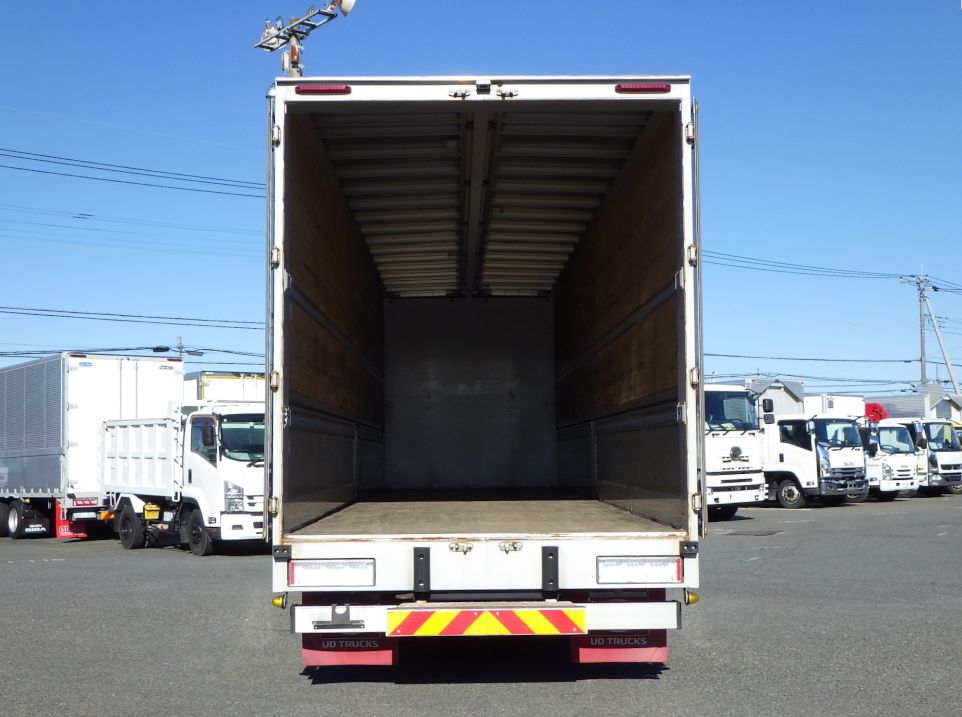 荷台全体の状態です。|UDトラックス クオン 2PG-CG5CAの写真9