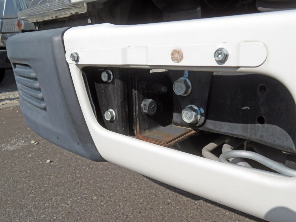 シャーシ内部にサビがあります。|三菱 キャンター 2RG-FDA20(4WD)の写真36