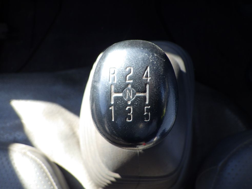 MT5速です。|いすゞ エルフ TKG-NJR85AN(2WD)の写真15