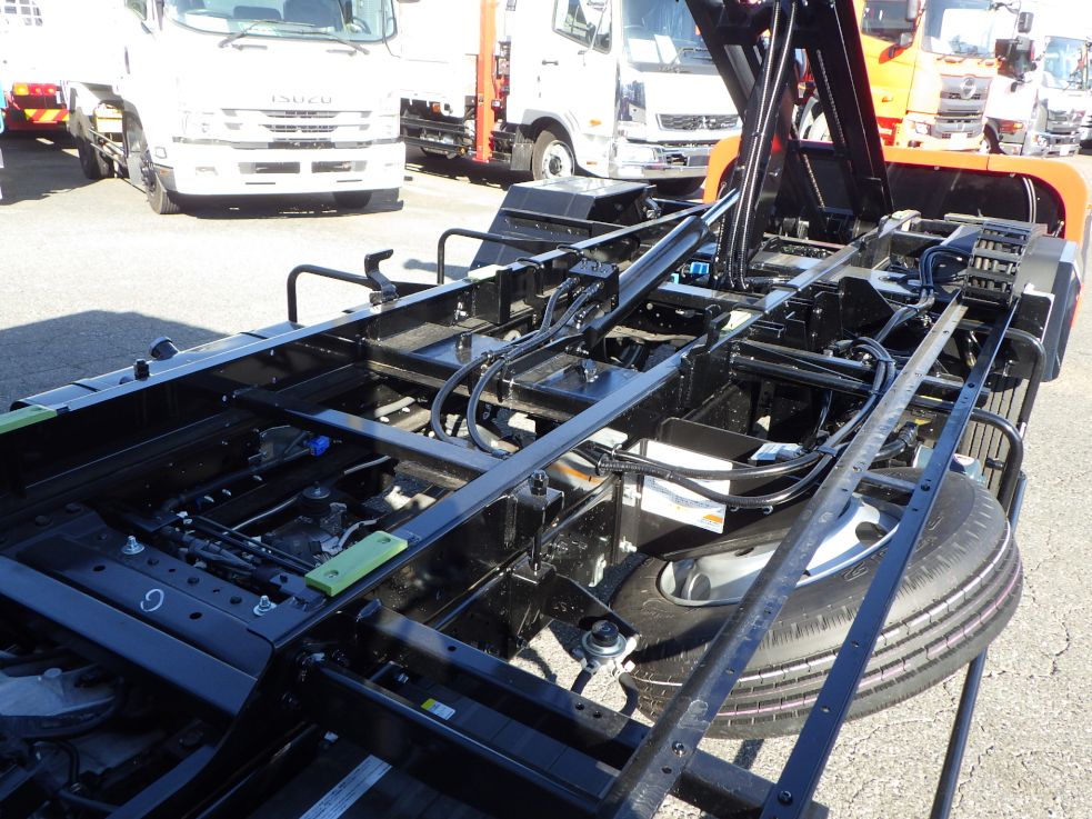 シャーシの状態です。|マツダ ダイナ 2TG-LPR88AM(2WD)の写真12