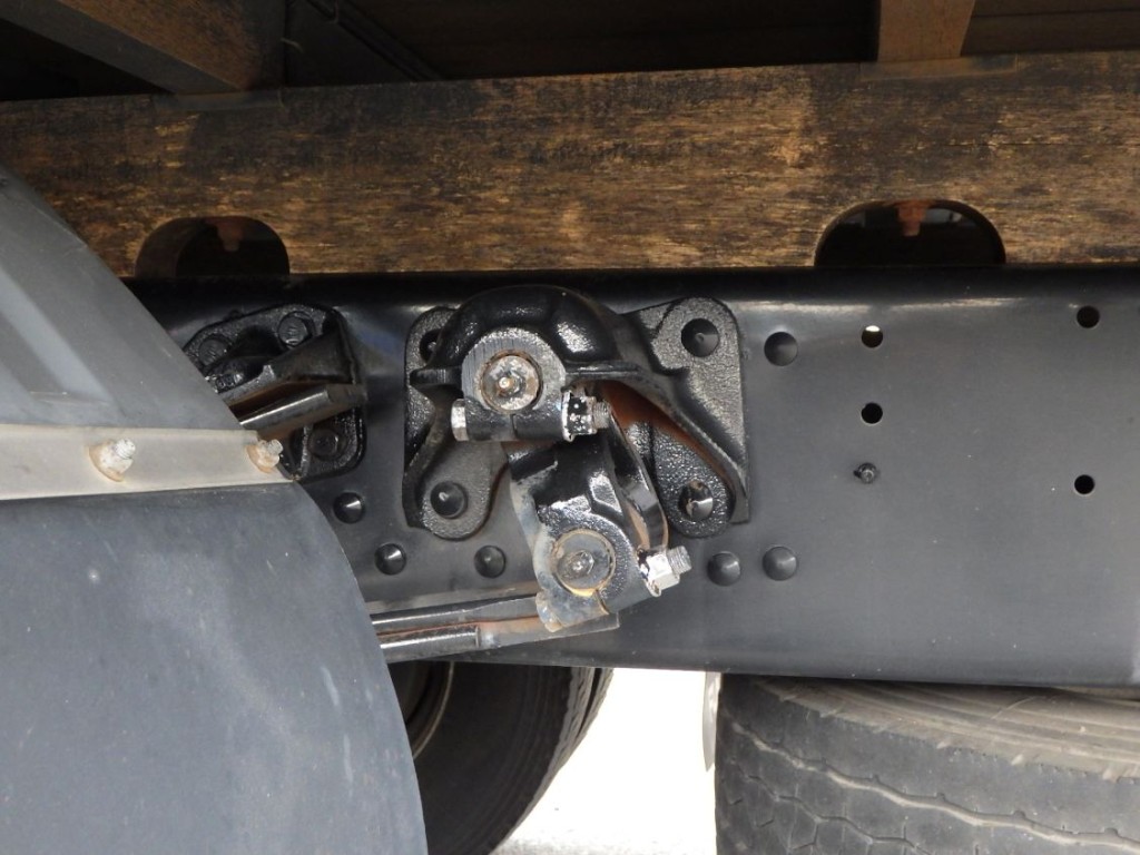 三菱 ファイター 2KG-FK62F(2WD)の写真5