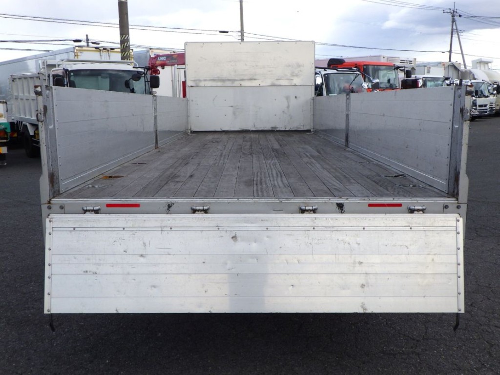 荷台全体の状態です。|三菱 ファイター 2KG-FK62F(2WD)の写真9